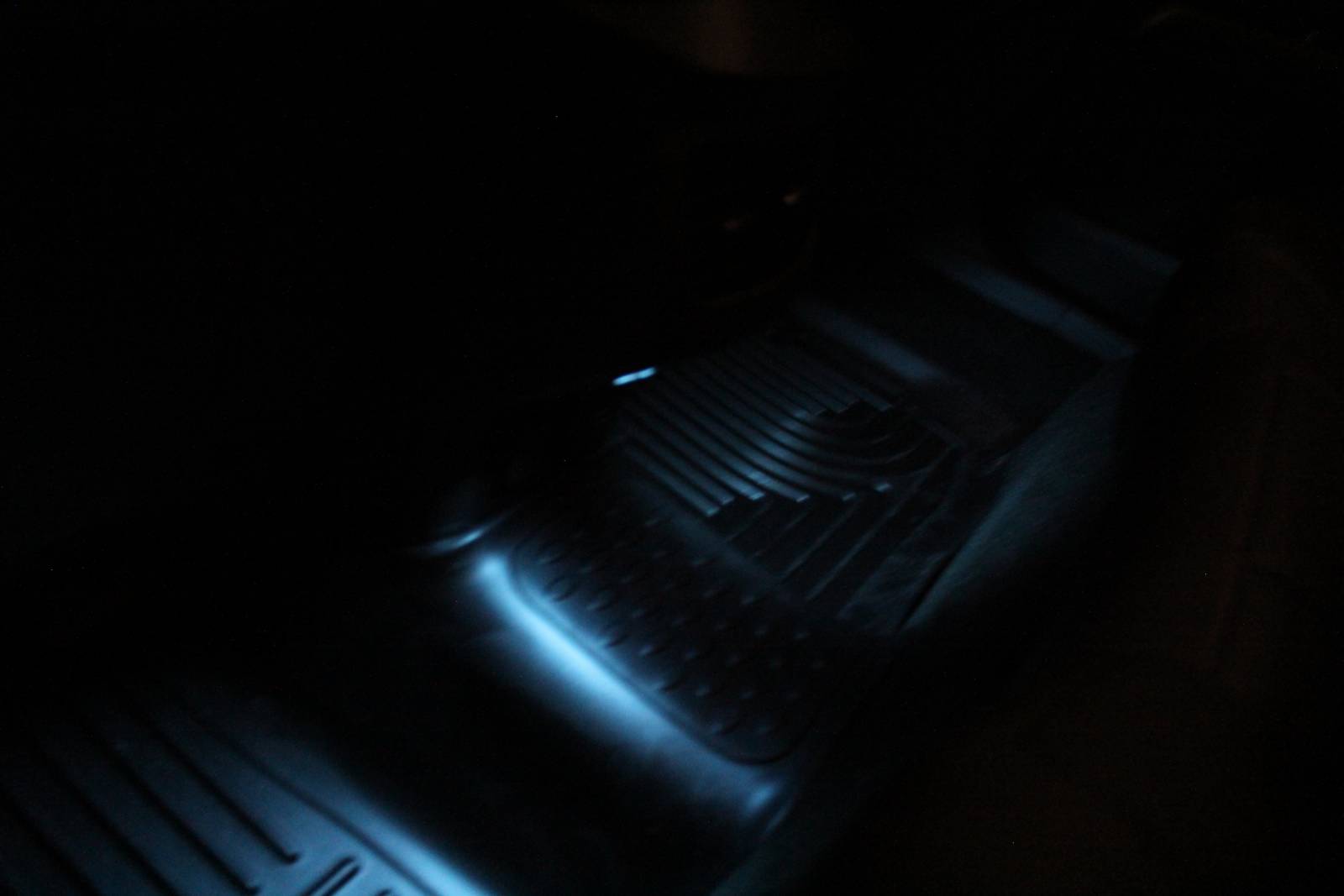 Rear seats ambient lights
