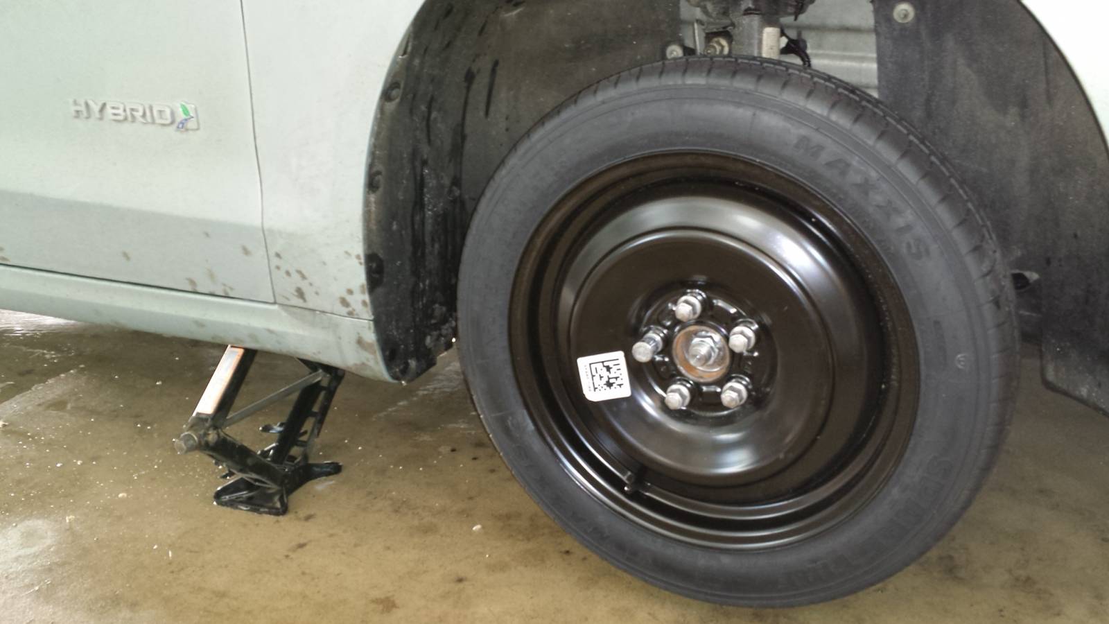 2013 Ford Fusion Hybrid Spare tire solution